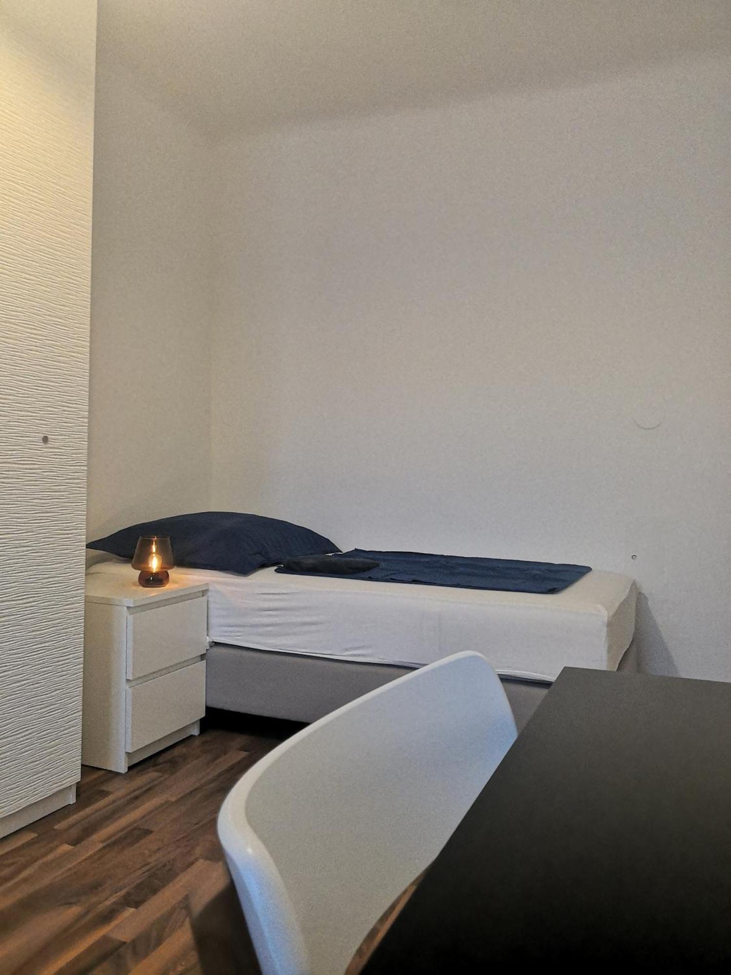 Central - 2 Bdrm Wien